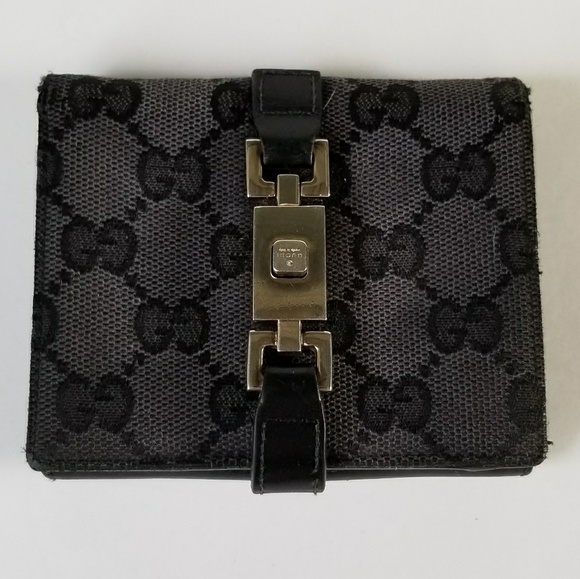 Gucci Handbags - Gucci Ladies Wallet